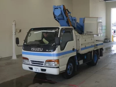 Isuzu ELF