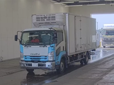 Isuzu FORWARD