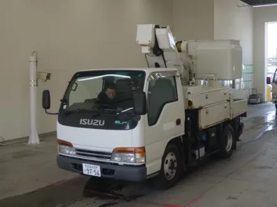 Isuzu ELF