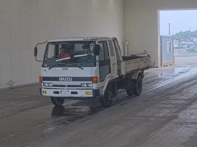Isuzu FORWARD