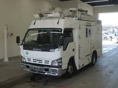 Isuzu ELF