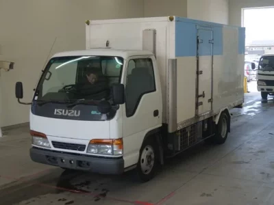Isuzu ELF