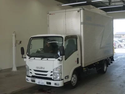 Isuzu ELF