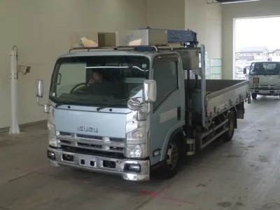 Isuzu ELF