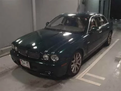 Jaguar XJ SERIES