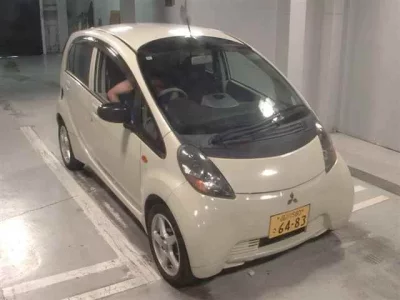 Mitsubishi I