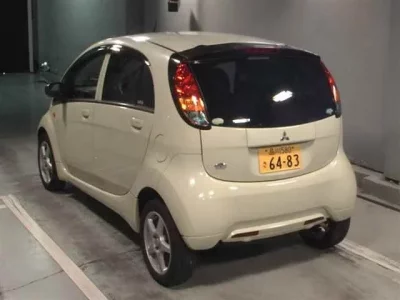 Mitsubishi I