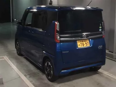 Nissan ROOX
