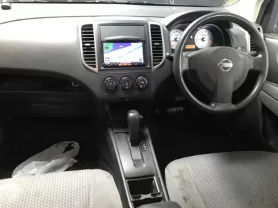 Nissan WINGROAD