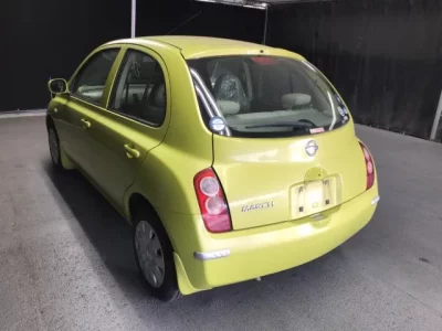 Nissan MARCH
