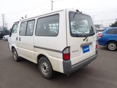 Nissan VANETTE VAN