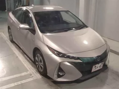 Toyota PRIUS PHV