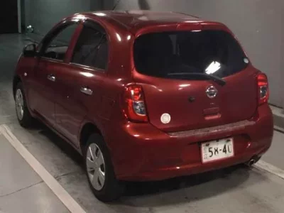 Nissan MARCH