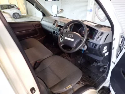 Toyota REGIUS ACE VAN