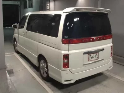 Nissan ELGRAND