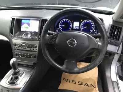 Nissan SKYLINE
