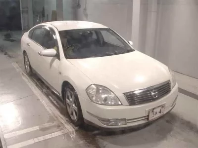 Nissan TEANA