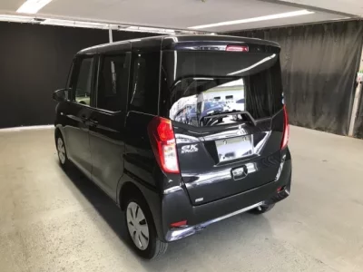 Mitsubishi EK SPACE