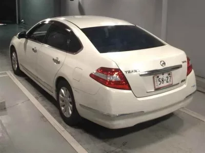 Nissan TEANA