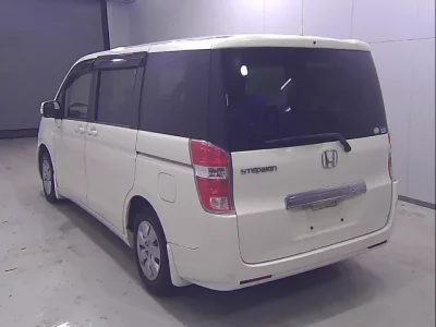Honda STEP WAGON