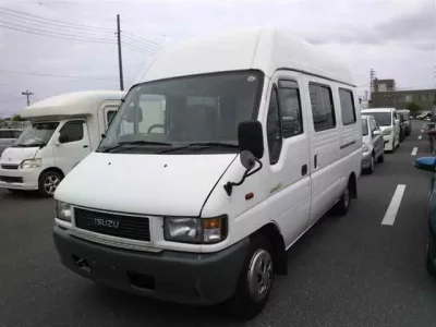 Isuzu ELF