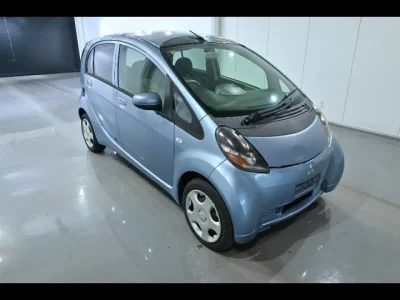 Mitsubishi I