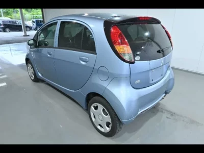 Mitsubishi I