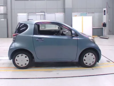 Toyota IQ