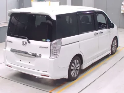 Honda STEP WAGON