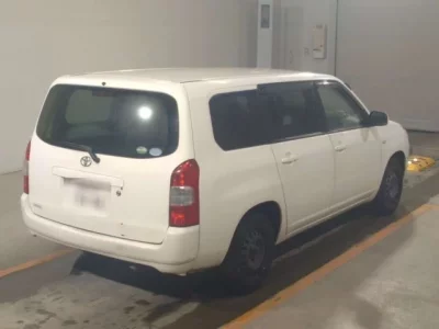 Toyota SUCCEED