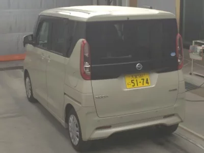 Nissan ROOX