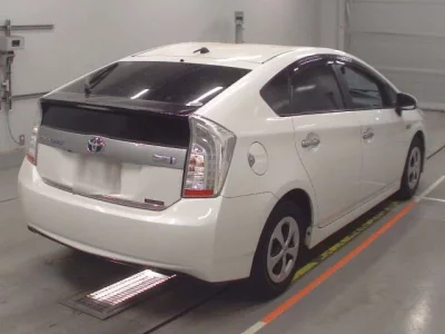 Toyota PRIUS PHV