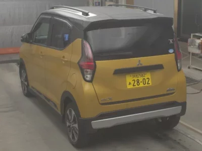 Mitsubishi EK X