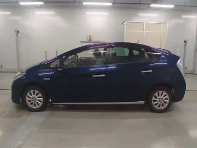 Toyota PRIUS PHV