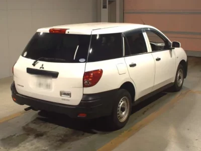Mitsubishi LANCER VAN
