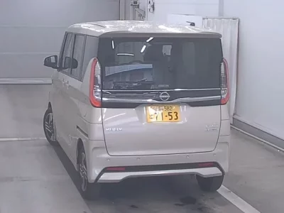 Nissan ROOX