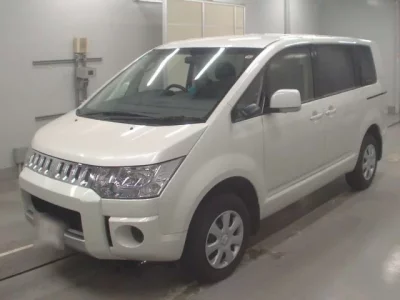 Mitsubishi DELICA D5