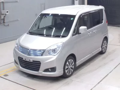 Mitsubishi DELICA D2