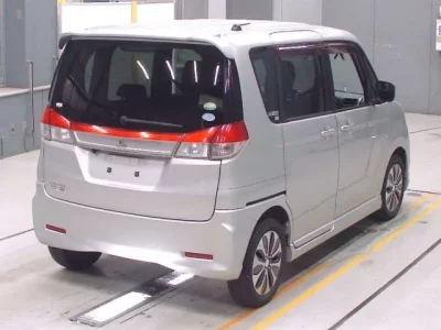 Mitsubishi DELICA D2