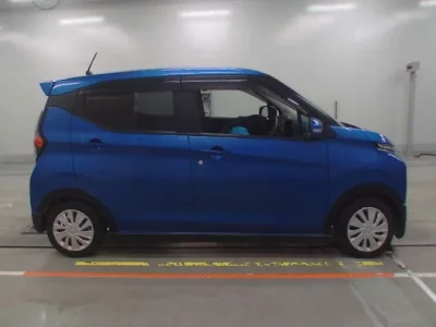 Mitsubishi EK X