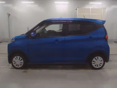 Mitsubishi EK X