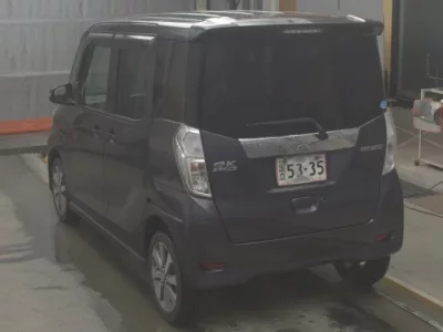 Mitsubishi EK SPACE