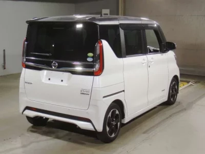 Nissan ROOX