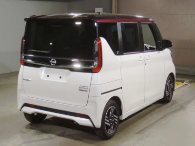 Nissan ROOX