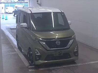 Nissan ROOX