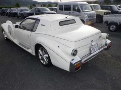 Mitsuoka LE-SEYDE