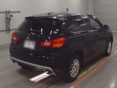 Mitsubishi RVR