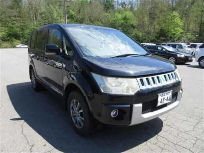 Mitsubishi DELICA D5
