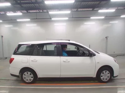 Nissan WINGROAD