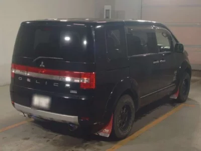 Mitsubishi DELICA D5